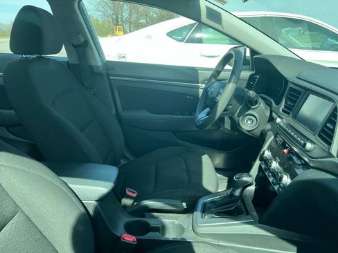 Used 2020 Hyundai Elantra SEL w/ Cargo Package (C1) image 9