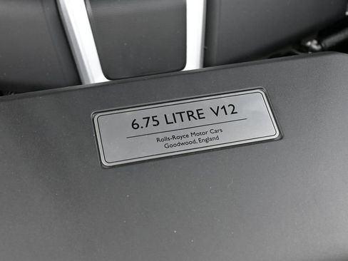 New 2027 Rolls-Royce Phantom Extended Wheelbase RWD image 37