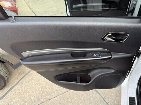 Used 2019 Dodge Durango GT AWD/4WD image 15