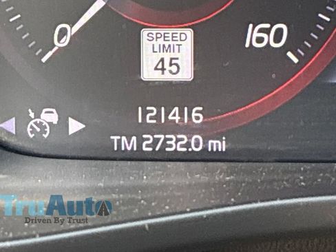 Used 2022 Volvo XC40 T5 R-Design w/ Advanced Package AWD/4WD image 31