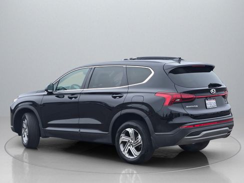 Certified 2023 Hyundai Santa Fe SE image 5