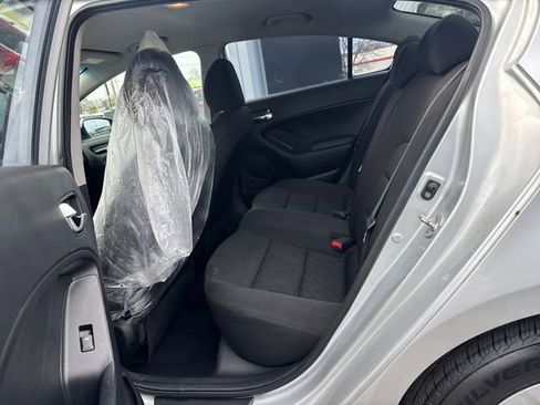 Used 2016 Kia Forte LX image 14