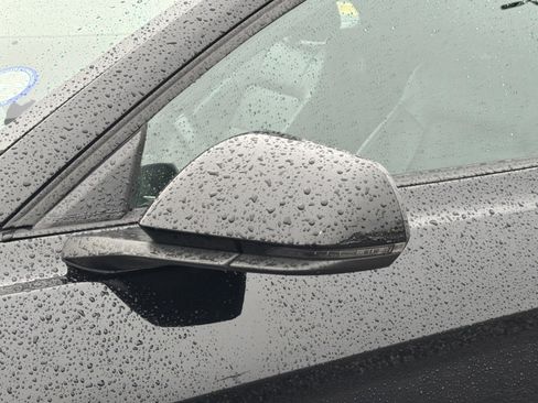 Used 2020 Ford Mustang Premium image 29