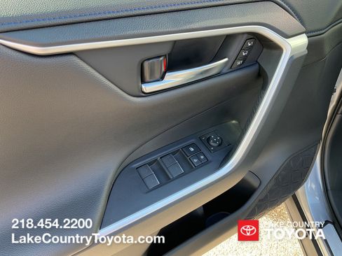 Used 2025 Toyota RAV4 XSE w/ Advanced Technology Package AWD/4WD image 23
