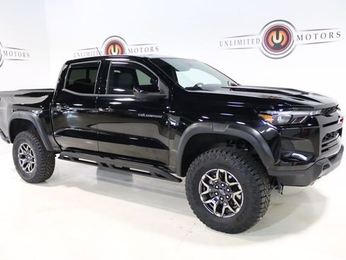 Used 2026 Chevrolet Colorado ZR2 w/ Technology Package AWD/4WD image 76