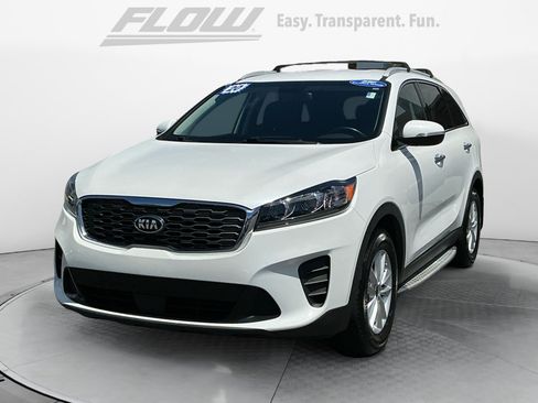 Used 2020 Kia Sorento LX w/ LX I4 Convenience Package FWD image 4