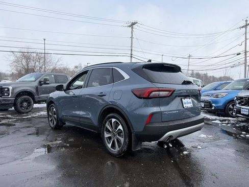 Certified 2023 Ford Escape Platinum w/ Premium Technology Package image 4