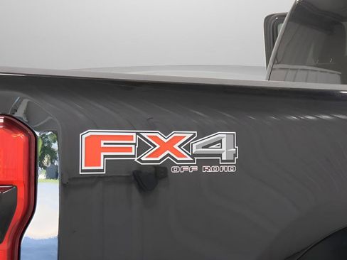 Used 2025 Ford F250 Platinum AWD/4WD image 37