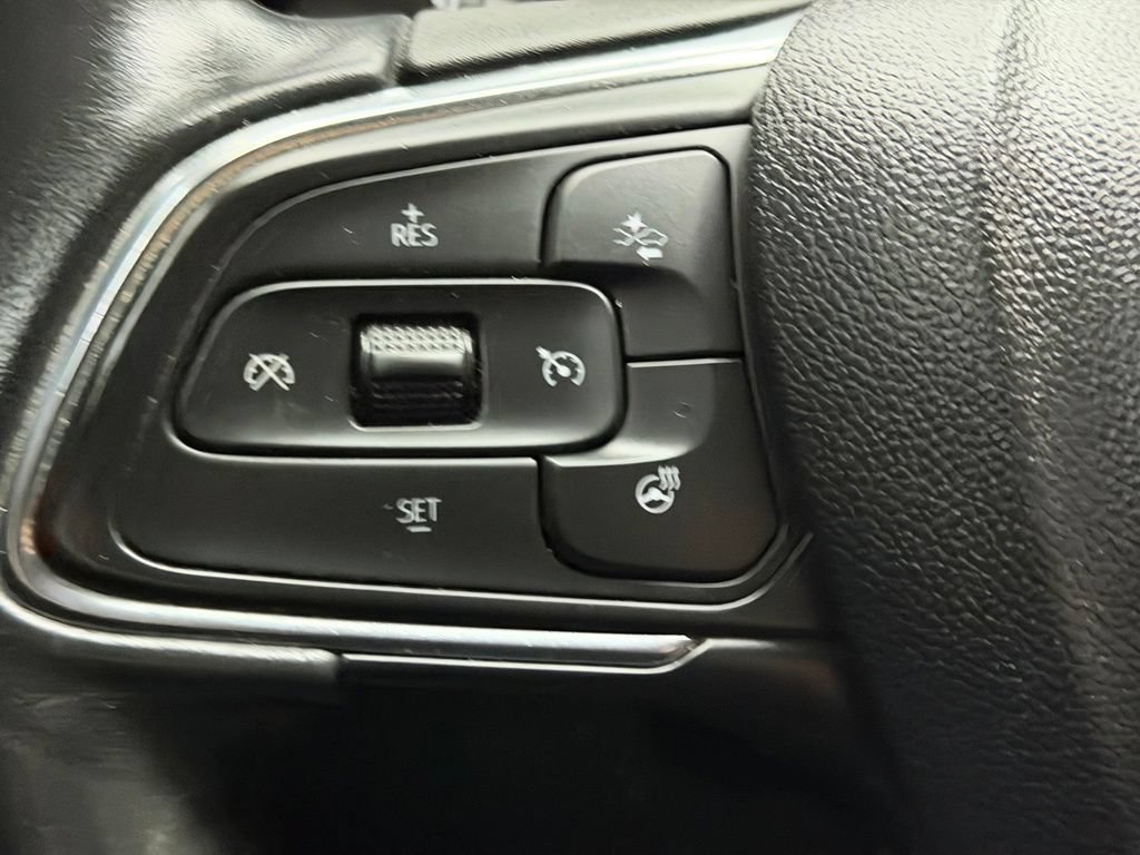 Used 2023 Buick Envision Essence w/ Sport Touring Package FWD image 29