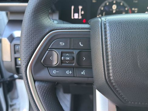 New 2026 Toyota 4Runner SR5 AWD/4WD image 20