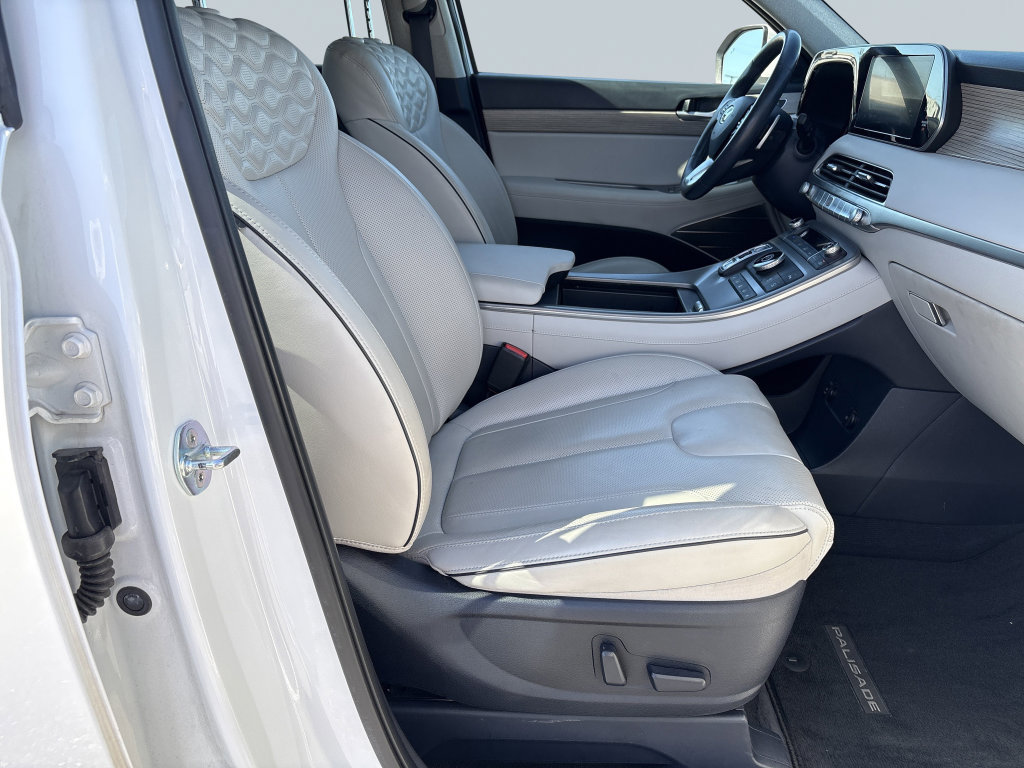Used 2022 Hyundai Palisade Limited FWD image 36
