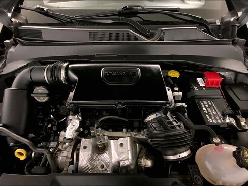 Used 2025 Jeep Compass Limited image 10