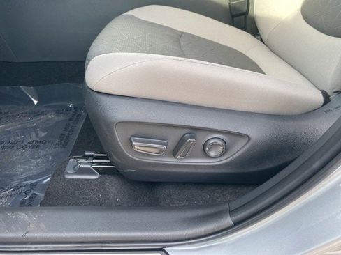 New 2025 Toyota RAV4 XLE image 25