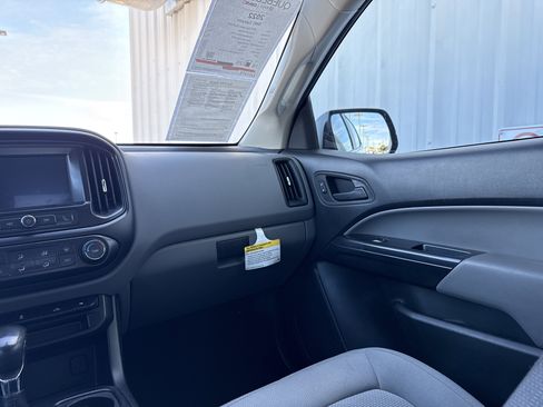 Used 2022 GMC Canyon Elevation Standard image 16