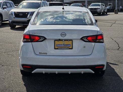 Used 2025 Nissan Versa S w/ Trunk Package image 20