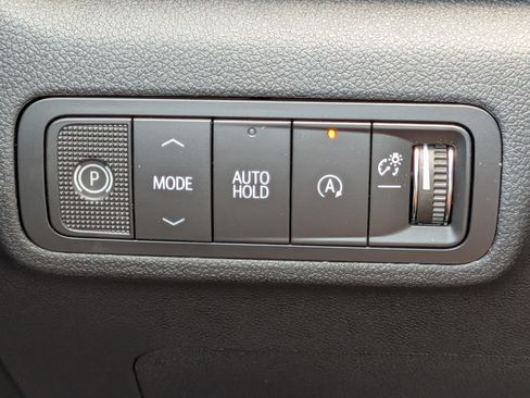 New 2027 GMC Terrain Elevation w/ Elevation Premium Package FWD image 24