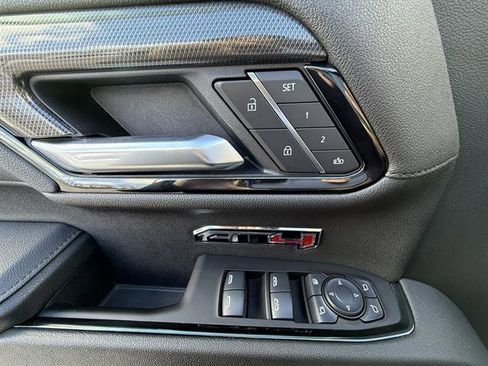 Certified 2025 GMC Sierra 1500 AT4 w/ AT4 Premium Package image 13