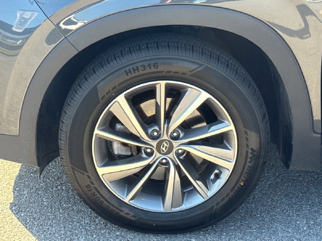 Used 2020 Hyundai Santa Fe SEL w/ Convenience Package FWD image 29