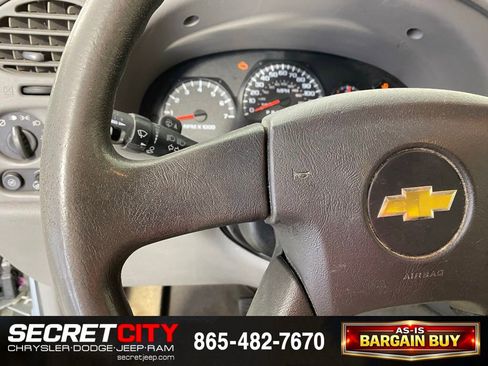 Used 2007 Chevrolet TrailBlazer LS w/ LS Preferred Equipment Group RWD image 15