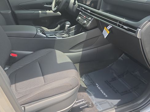 New 2026 Hyundai Tucson SE FWD image 13
