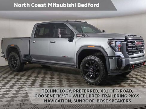 Used 2025 GMC Sierra 2500 AT4 w/ Technology Package AWD/4WD image 1