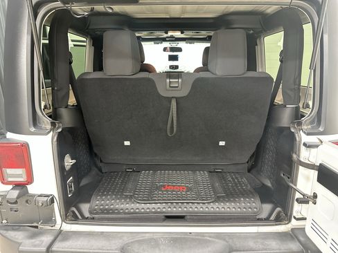 Used 2013 Jeep Wrangler Sport image 32