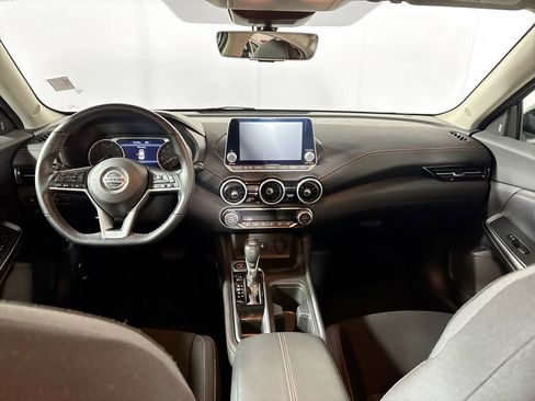 Used 2022 Nissan Sentra SR w/ Electronics Package FWD image 12