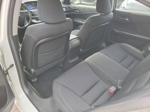 Used 2014 Honda Accord Sport image 11