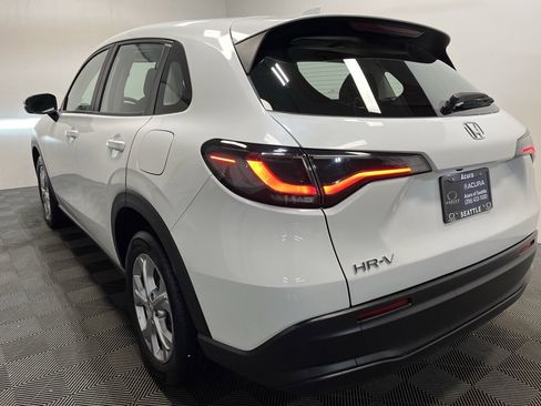 Used 2023 Honda HR-V LX image 22