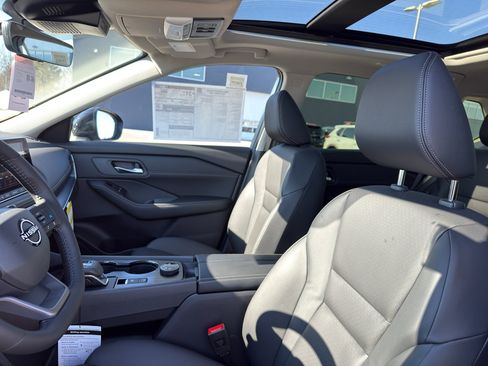 New 2026 Nissan Rogue SV image 26