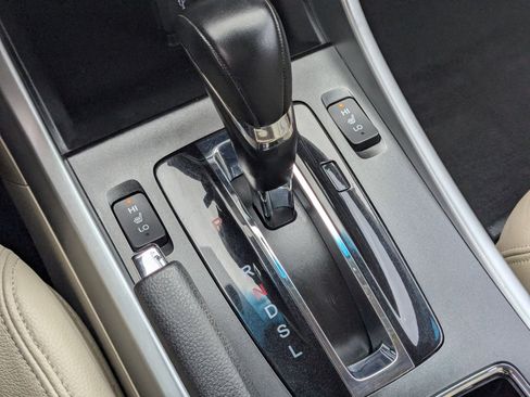 Used 2013 Honda Accord EX-L image 24