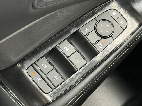 New 2026 Nissan Rogue SV image 28