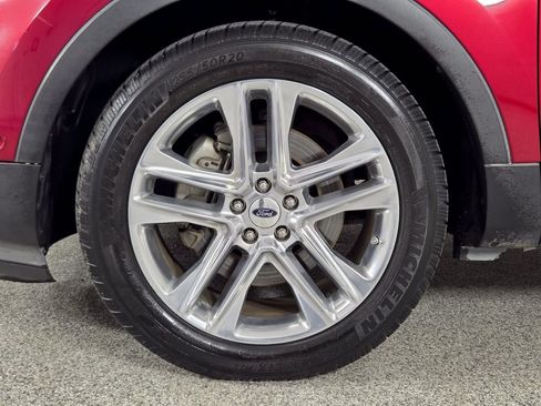 Used 2016 Ford Explorer Limited w/ Equipment Group 301A FWD image 13