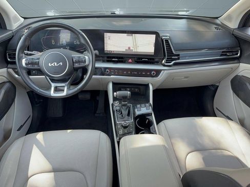 Used 2024 Kia Sportage EX FWD image 16
