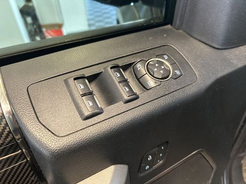 Used 2019 Ford F150 Raptor w/ Equipment Group 802A Luxury image 13