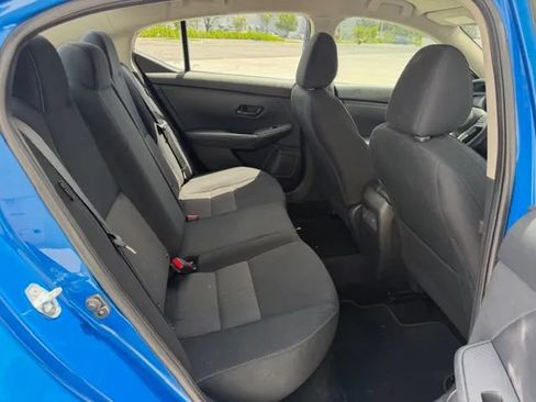 Used 2024 Nissan Sentra SV FWD image 12