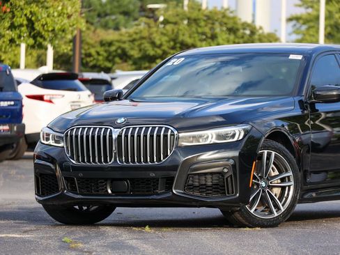 Used 2020 BMW 750i xDrive w/ Executive Package AWD/4WD image 20