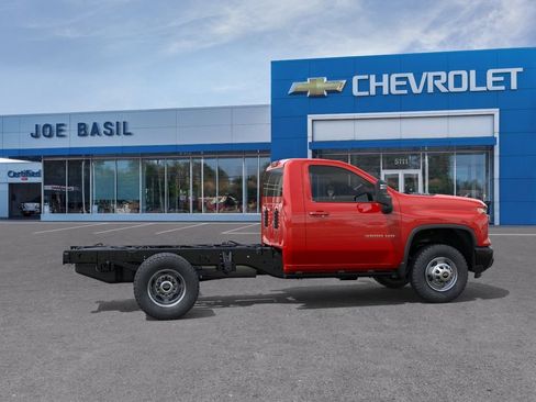 New 2026 Chevrolet Silverado 3500 W/T w/ Snow Plow Prep Package AWD/4WD image 5