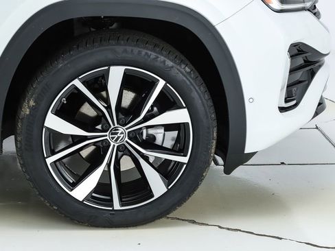 New 2026 Volkswagen Atlas SEL Premium R-Line image 14