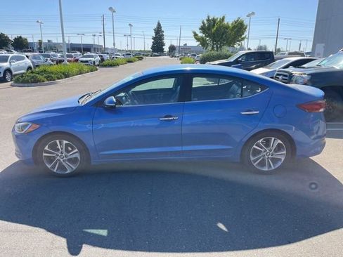 Used 2017 Hyundai Elantra Limited FWD image 8