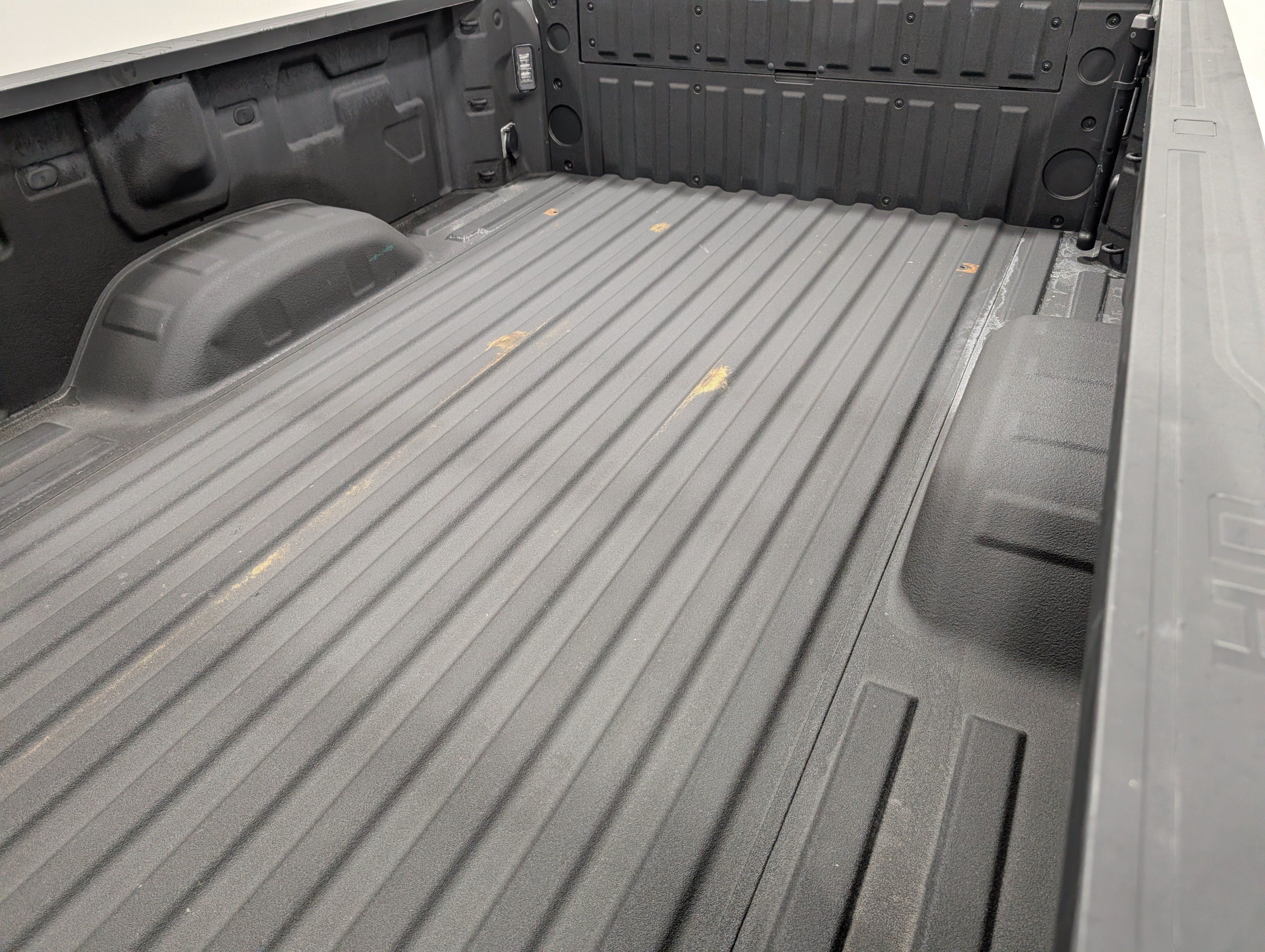 Used 2024 GMC Sierra 2500 SLE w/ SLE Convenience Package AWD/4WD image 11