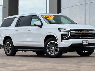 Used 2025 Chevrolet Suburban LT w/ Comfort Package video 2