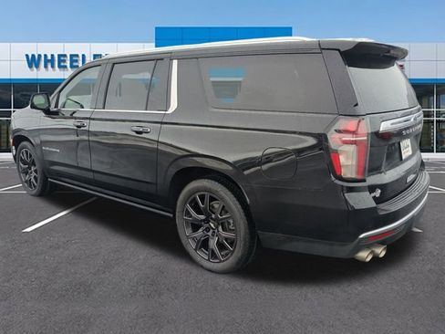 Used 2021 Chevrolet Suburban High Country image 3