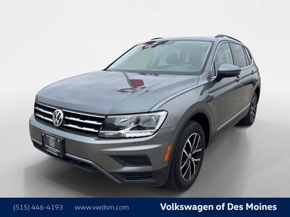 Used 2021 Volkswagen Tiguan SE w/ Panoramic Sunroof Package