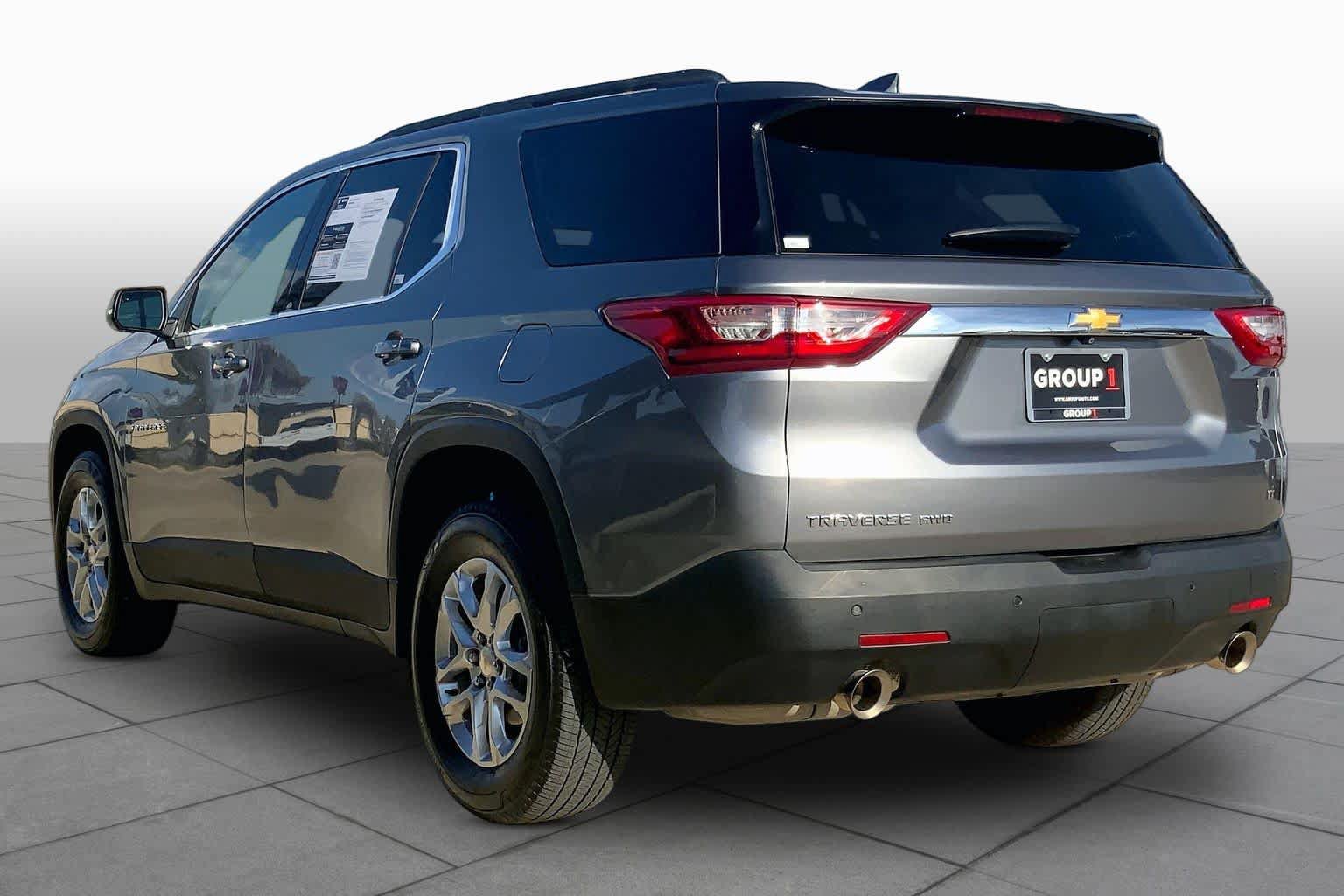 Used 2021 Chevrolet Traverse LT w/ LPO, Floor Liner Package AWD/4WD image 11