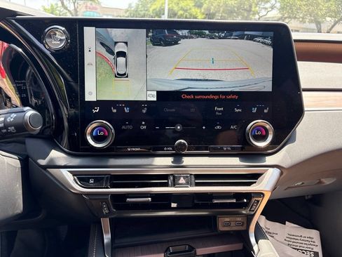 Certified 2025 Lexus RX 350 FWD image 16