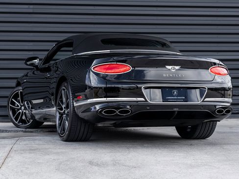 Used 2022 Bentley Continental GT image 7