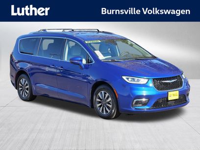 Used 2021 Chrysler Pacifica Touring-L