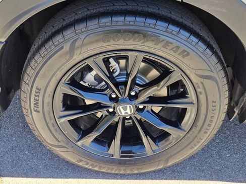 Used 2023 Honda CR-V Sport image 12