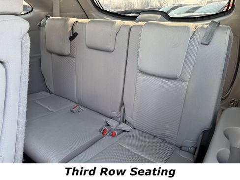 Used 2019 Toyota Highlander LE image 11